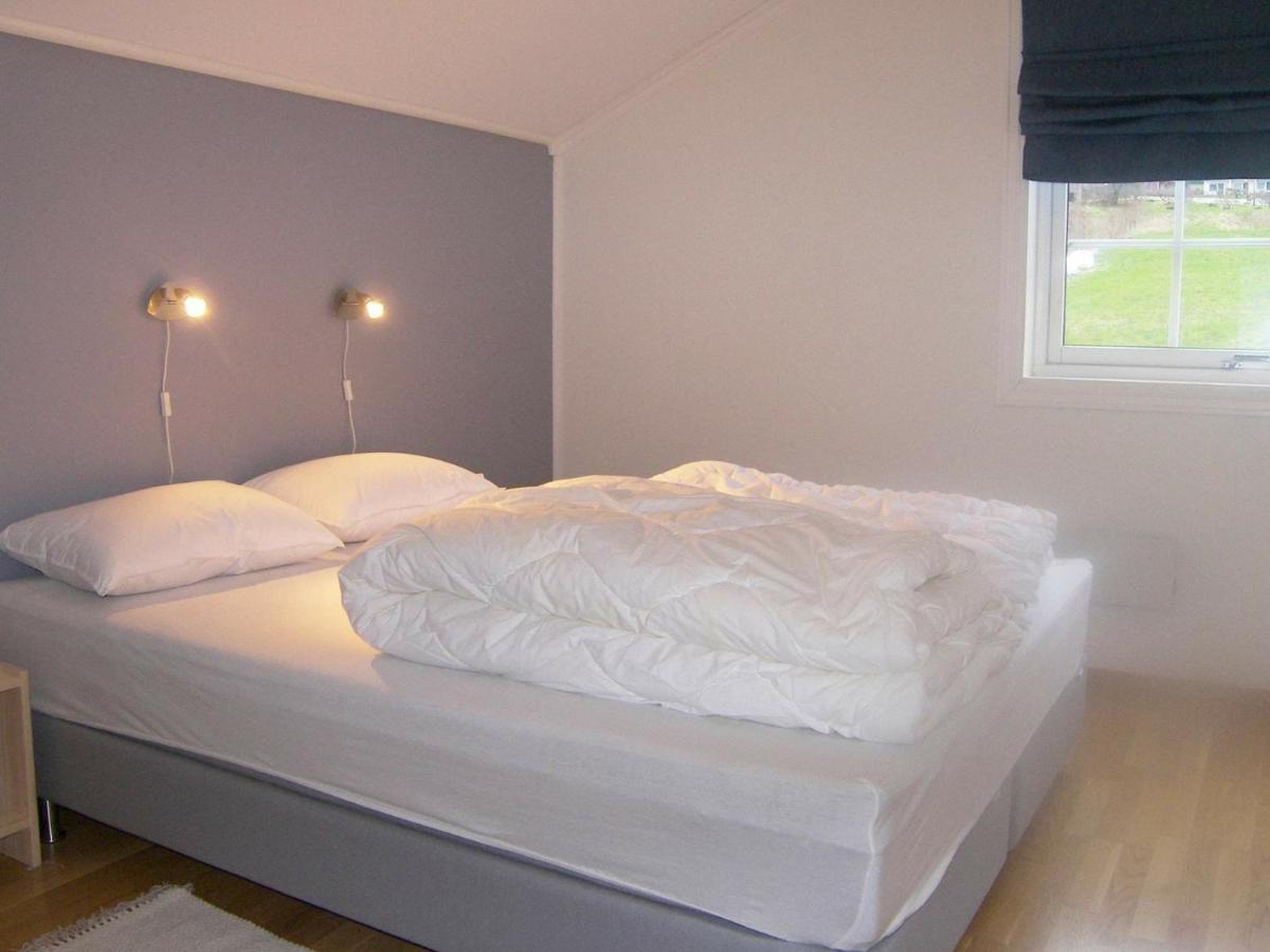 Two-Bedroom Holiday Home In Leikanger Leikanger  Exteriör bild